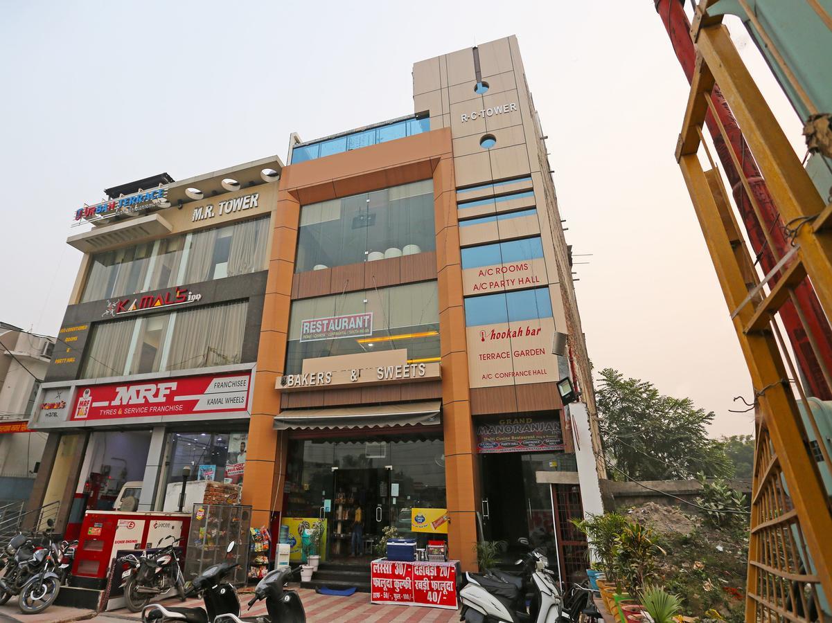 Oyo 10360 Hotel Grand Manoranjan Gorakhpur Dış mekan fotoğraf