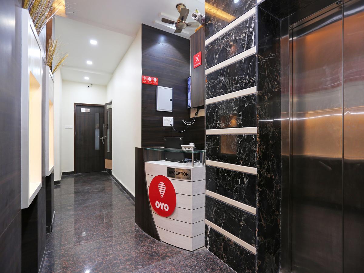 Oyo 10360 Hotel Grand Manoranjan Gorakhpur Dış mekan fotoğraf